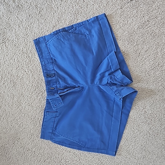 Vineyard Vines women's blue chino shorts size 10 - Picture 1 of 3